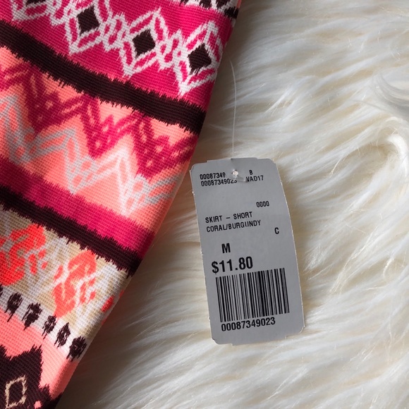 Forever 21 mini skirt - Picture 2 of 6